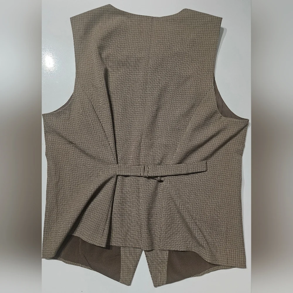 Abercrombie & Fitch Houndstooth Vest in Brown and Black - Picture 7 of 16